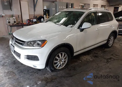 2013 Volkswagen Touareg Tdi Lux z USA, uszkodzony, nr VIN WVGEP9BP3DD011102
